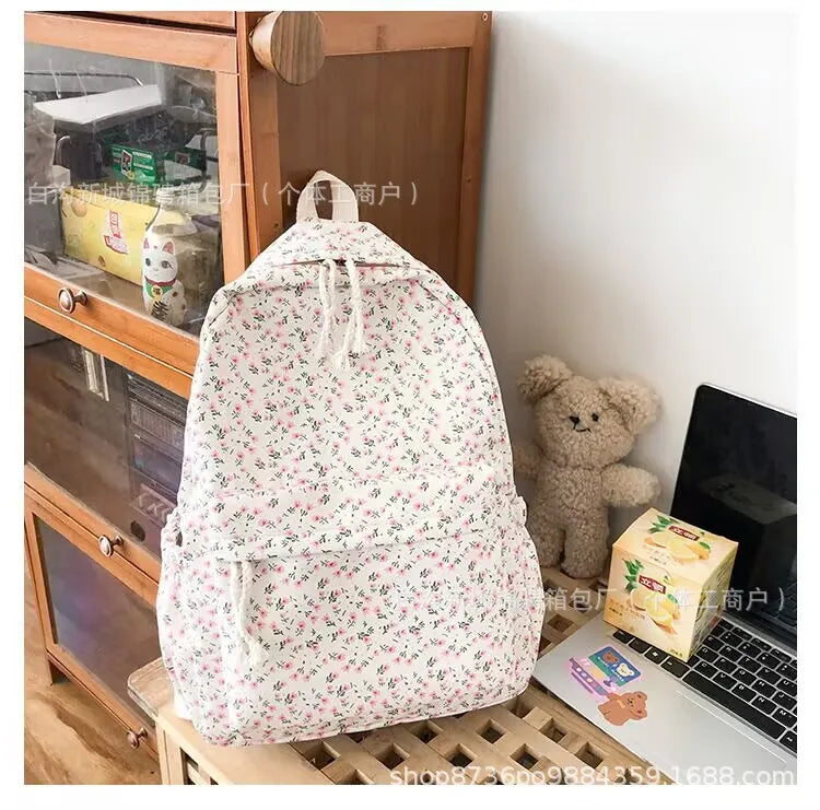 Women's Floral Print Backpack – Lightweight School & Travel Bag