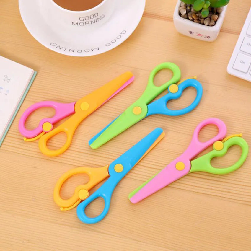Kids Safety Scissors – Mini Plastic DIY Paper Cutting Tool