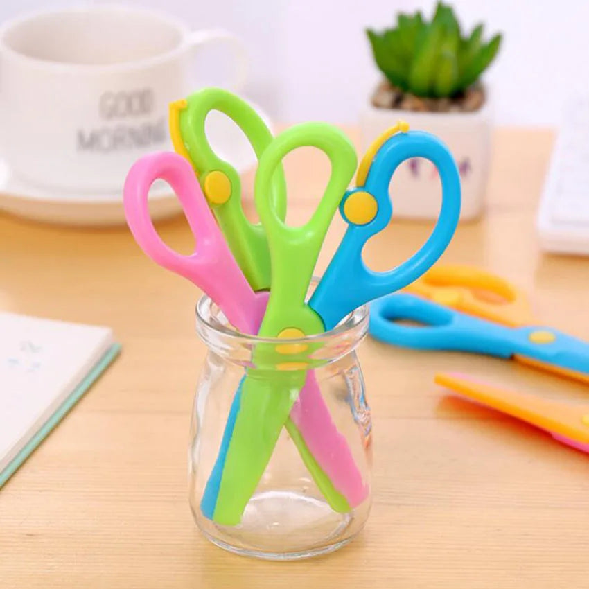 Kids Safety Scissors – Mini Plastic DIY Paper Cutting Tool
