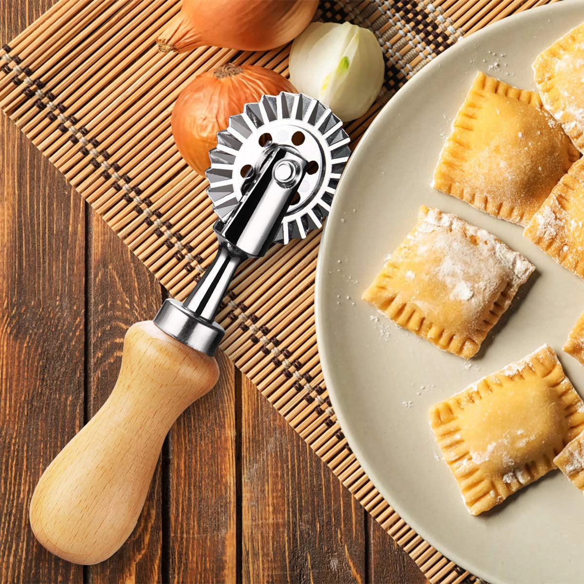 Pastry Wheel Cutter & Ravioli Crimper | Cookie & Pasta Tool