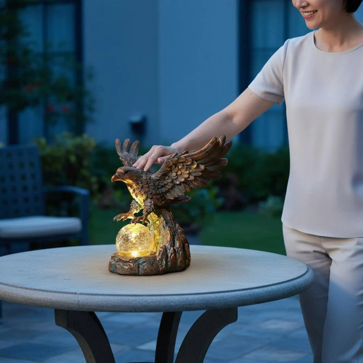 Solar Garden Statue Light – Auto On/Off Waterproof Figurine Lamp