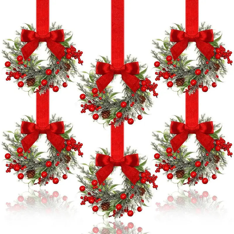 Mini Christmas Wreath with Red Berries | Festive Holiday Decor