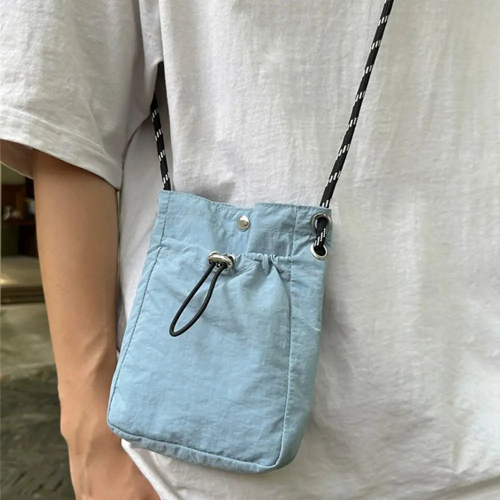 Lightweight Nylon Crossbody Bag – Minimalist Shoulder Messenger