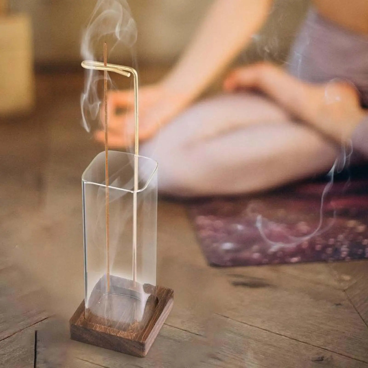 Upside Down Incense Holder – Glass Ash Catcher & Brass Clip