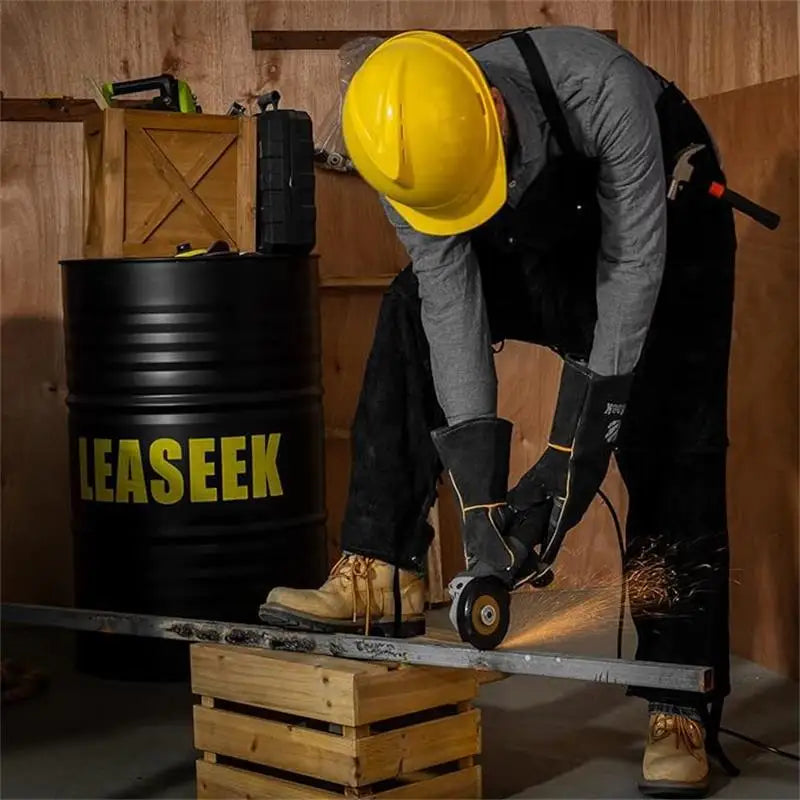 Flame Retardant Welding Jumpsuit – Heat-Resistant Workwear