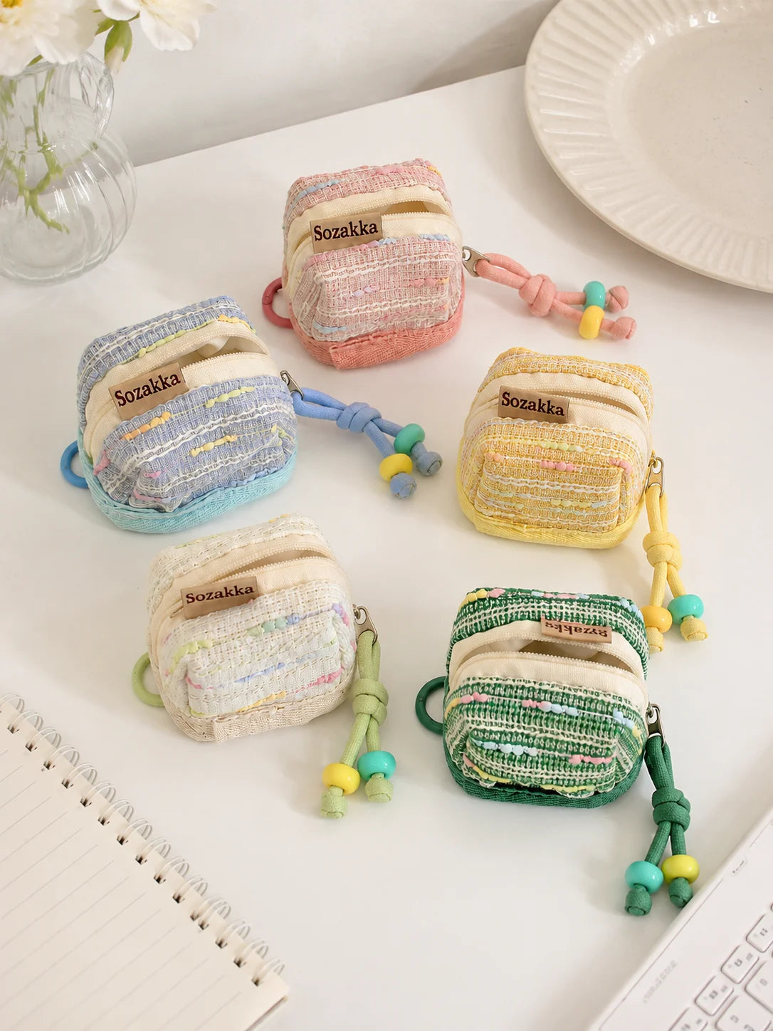 Cute Tweed AirPods Case – Soft Fabric Earbuds Storage Pouch