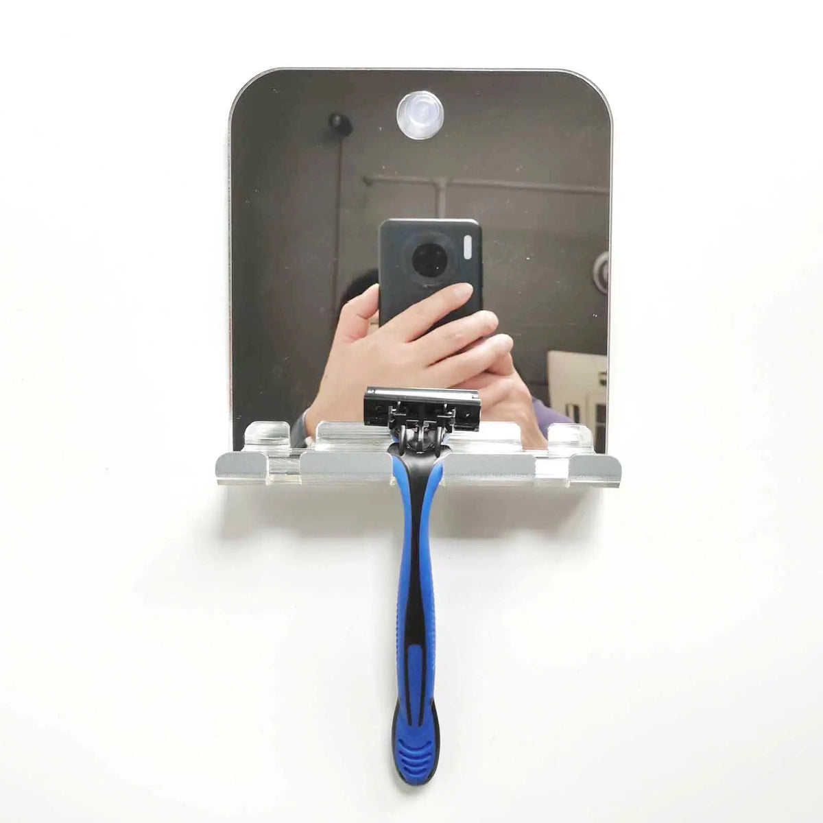 Fogless Shower Mirror with Suction Cup – Shatterproof Travel
