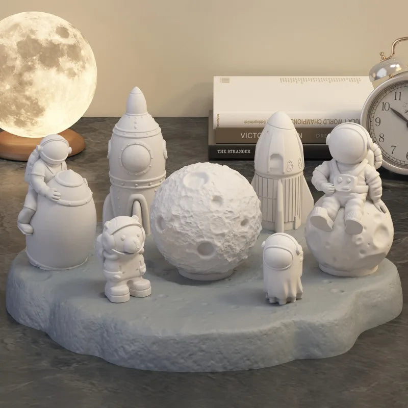 3D Astronaut Silicone Mold – Candle, Resin & Plaster Casting