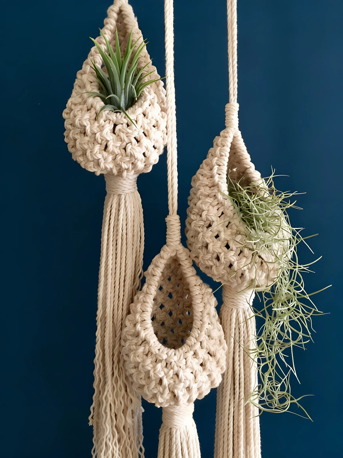 Nordic Boho Hand-Woven Cotton Tapestry – Pineapple Basket