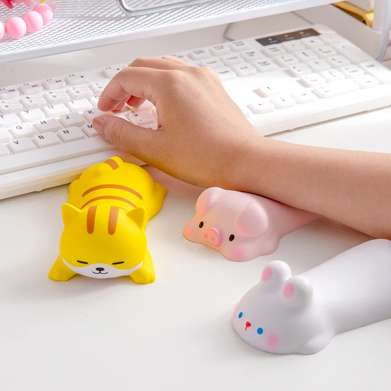 Kawaii Squishy Wrist Rest – Ergonomic Mouse Pad Support