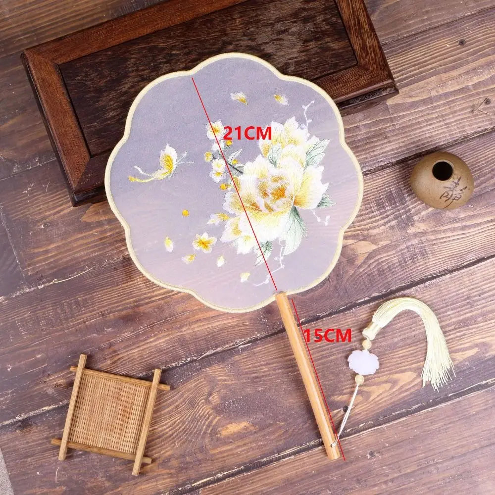 Vintage Silk Embroidery Fan – Floral Hanfu Accessory with Pendant