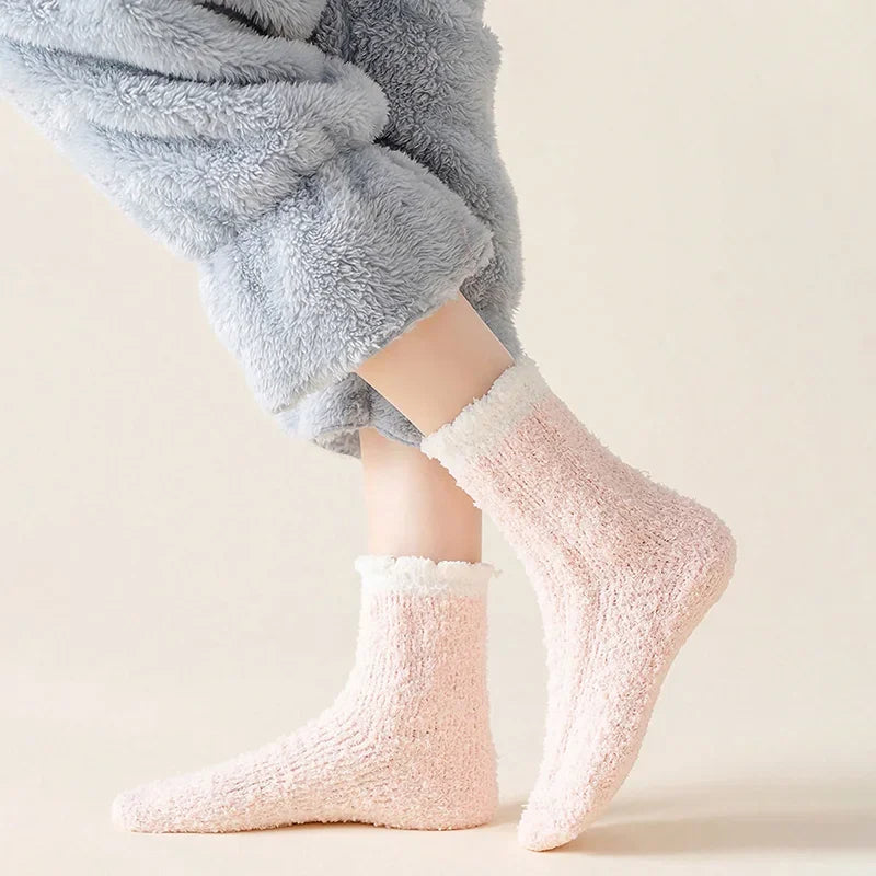 4-Pack Women's Fuzzy Thermal Crew Socks – Soft & Cozy