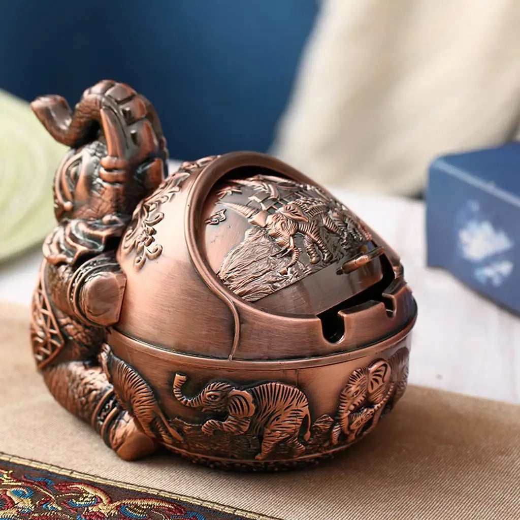 Vintage Elephant Ashtray with Windproof Lid – Zinc Alloy Decor