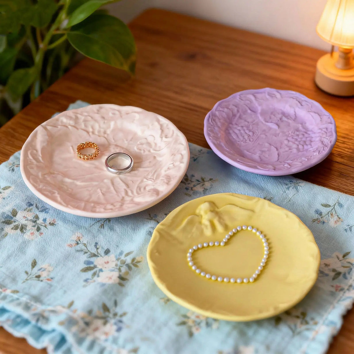 Round Strawberry Angel Pattern Tray Silicone Mold – DIY Craft