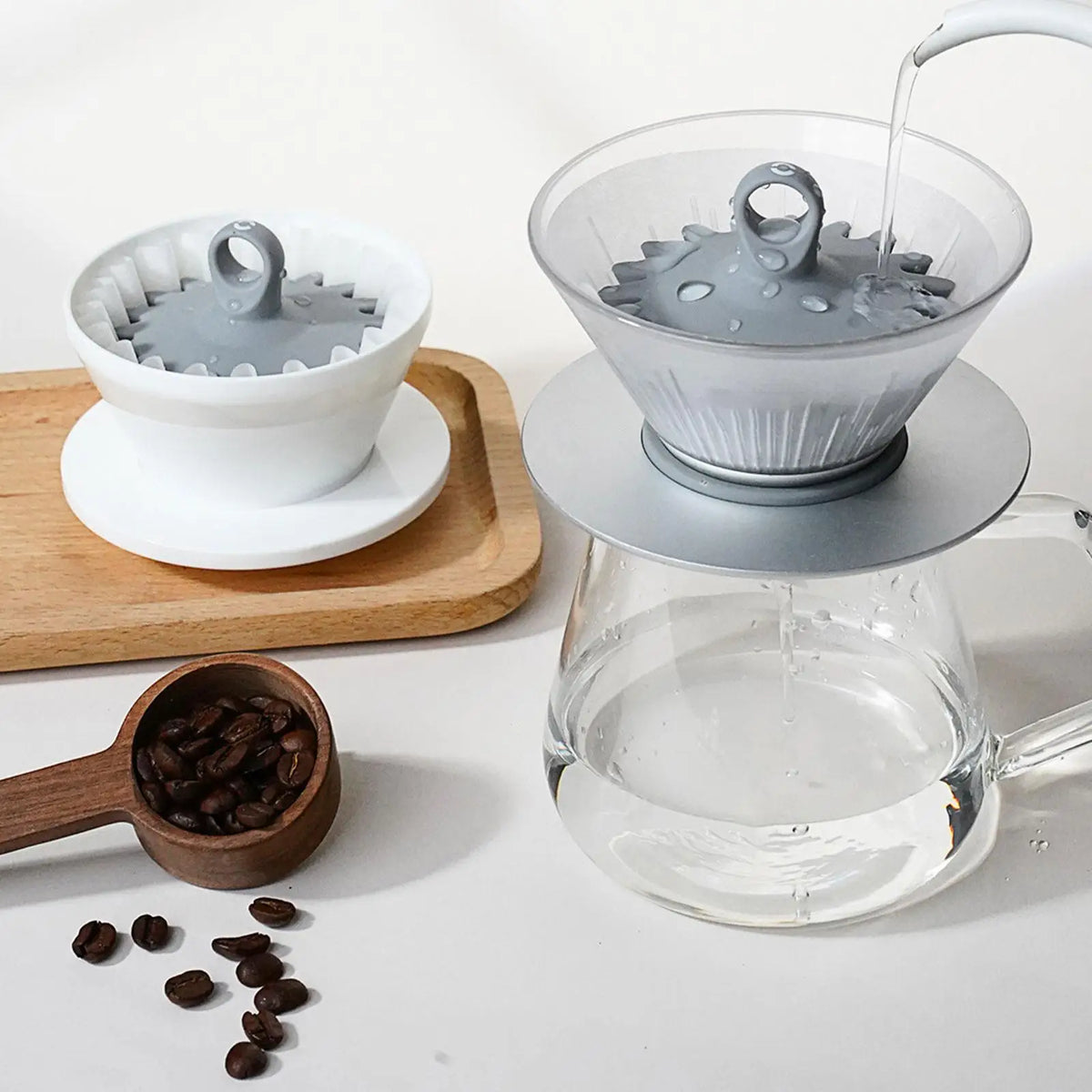 Silicone V60 Coffee Filter Retainer | Pour Over Brewing Tool