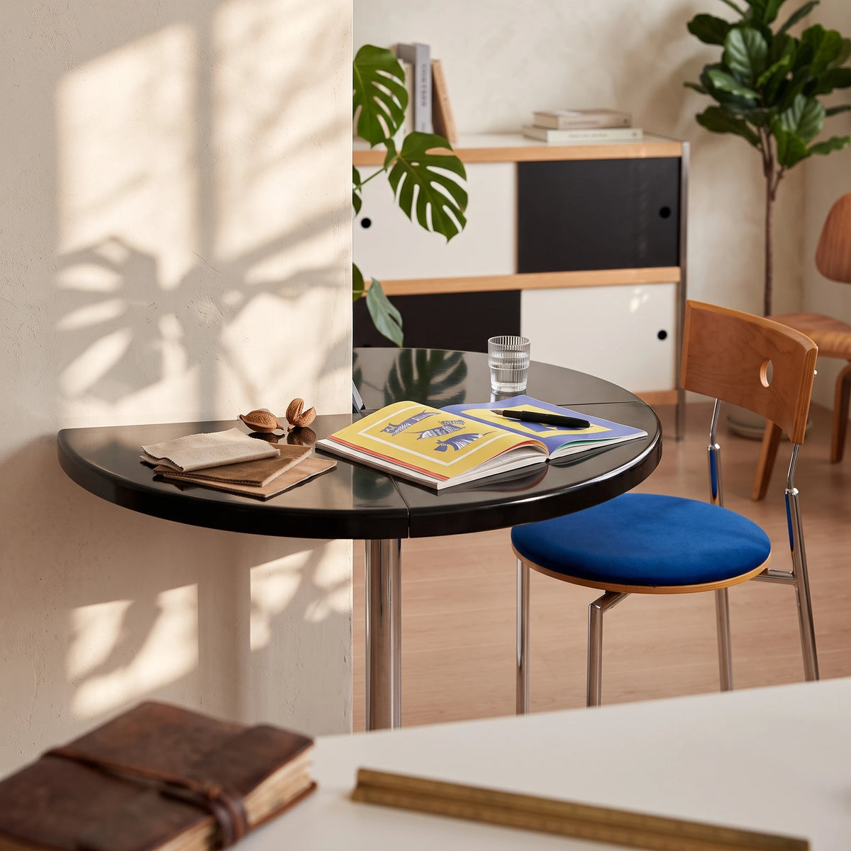 Folding Dining Table Glossy Round Compact for Apartments & Kitchen