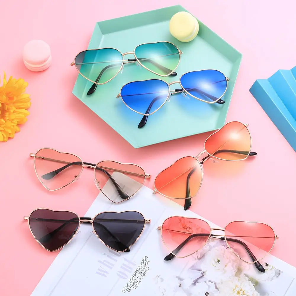 Heart-Shaped Sunglasses UV400 Metal Frame – Women's