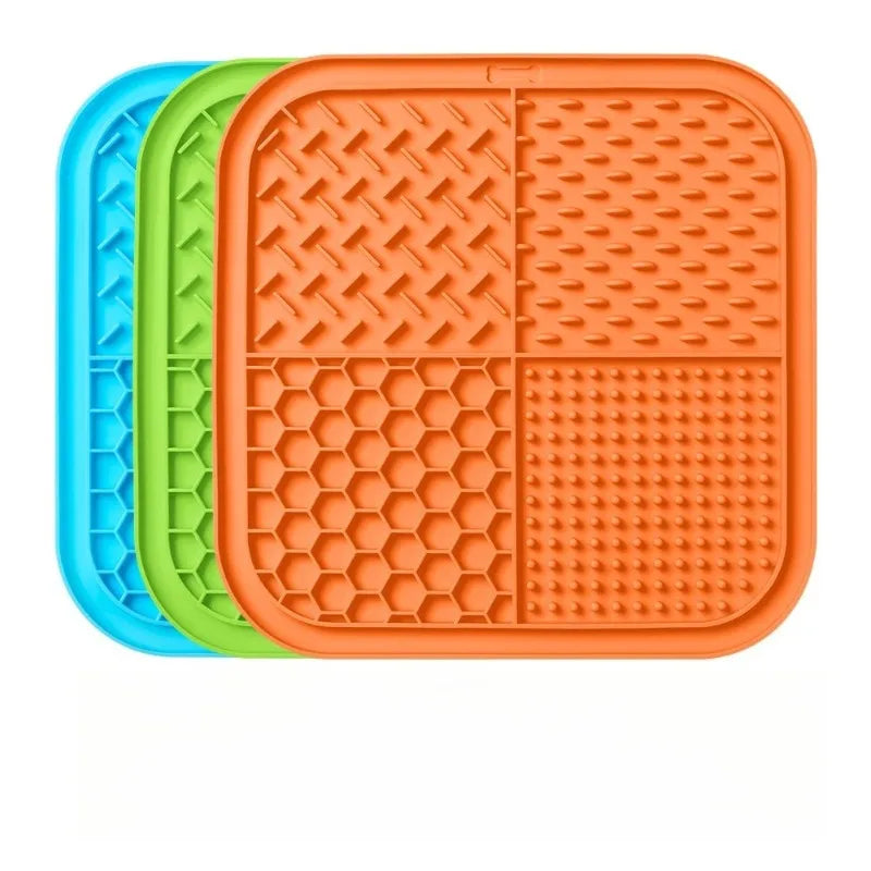 Silicone Lick Mat for Dogs & Cats – Slow Feeder Suction Cup