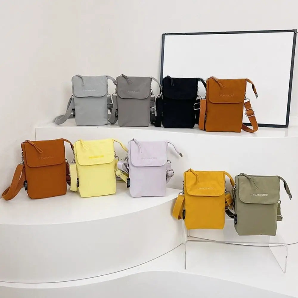 Mini Nylon Crossbody Bag – Lightweight Adjustable Shoulder Bag