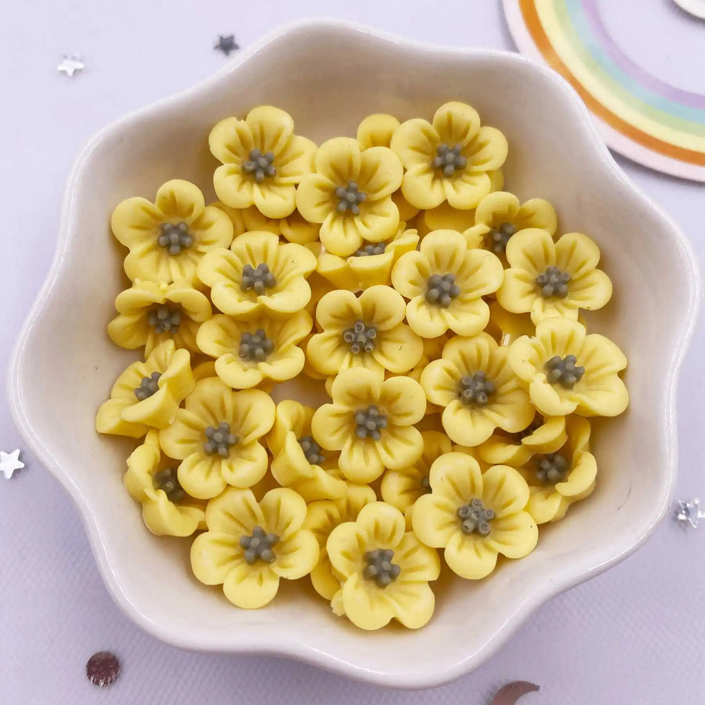 50Pcs 14mm 3D Resin Morning Glory Flatback Flower Craft Gems