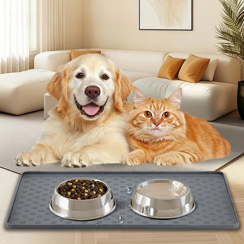 Spill-Proof Silicone Pet Feeding Mat – Non-Slip Waterproof