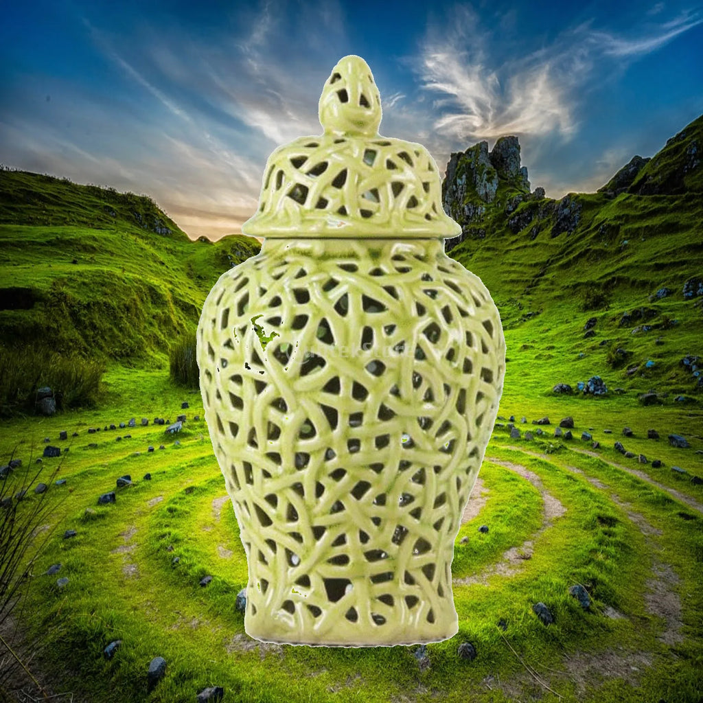 Porcelain Ceramic Ginger Jar Vase with Lid | Home Décor