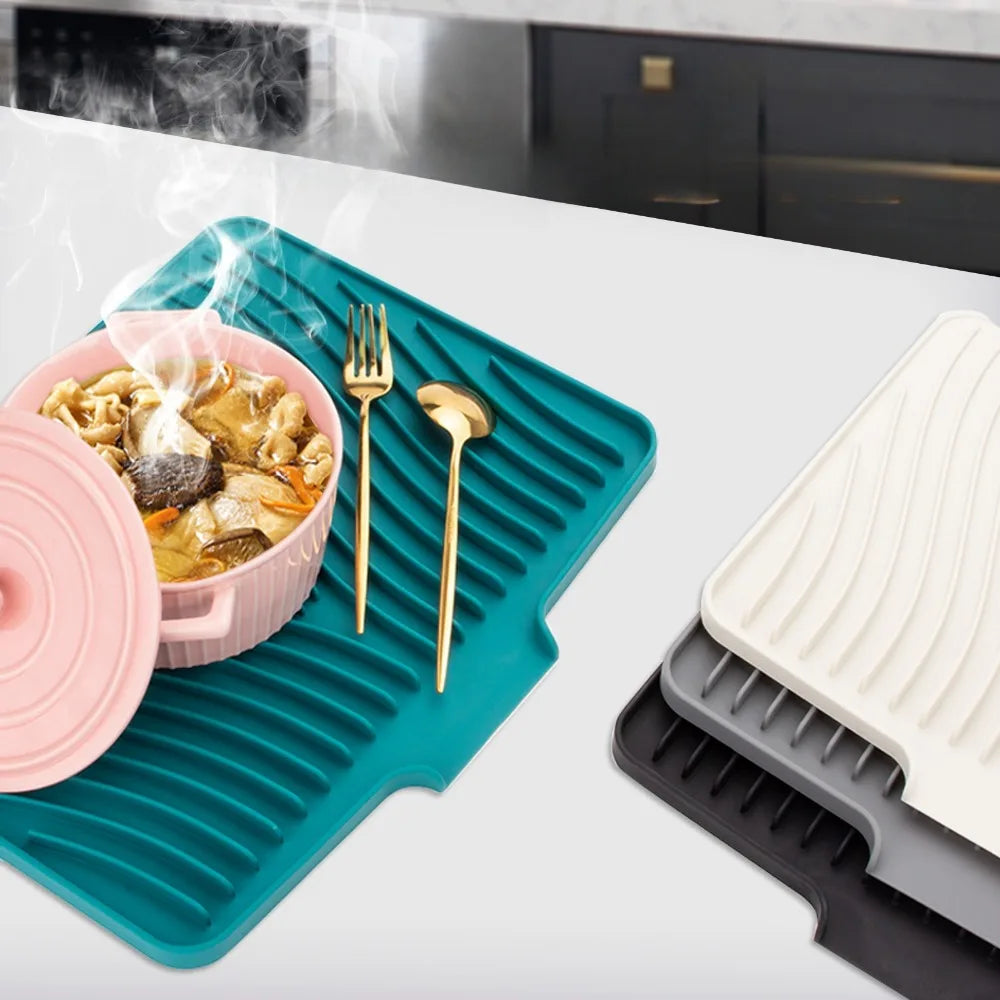 Silicone Dish Drying Mat – Food-Grade Sloped Drain Pad 40/50CM