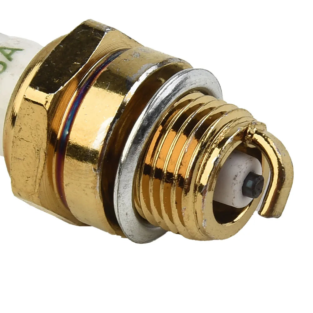 BM6A Spark Plug for Chainsaw, Lawn Mower & Grass Strimmer