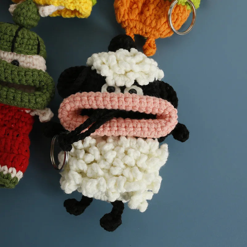 Cartoon Hand-Woven Yarn Key Bag – Cute Pull-Out Key Cover