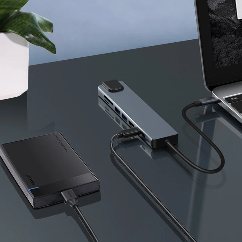 OULLX 8-in-1 USB-C Hub – HDMI, Ethernet, Card Reader & PD
