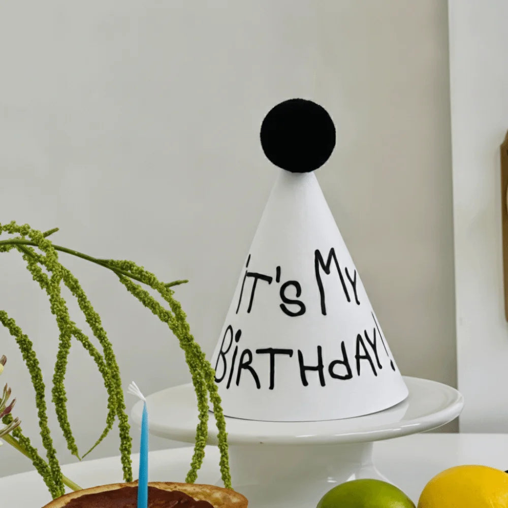 Funny Graffiti Birthday Hat – Non-Woven Fabric Party Hat