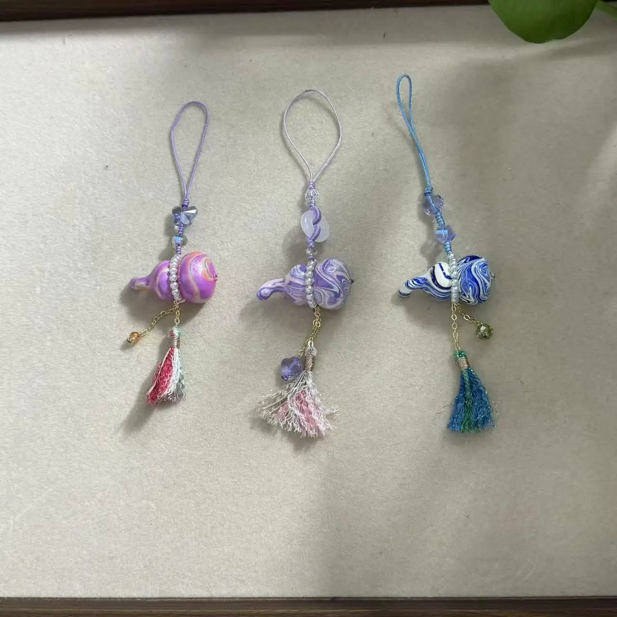 Retro Gourd Pendant Keychain – Cute Tassel Bag Charm