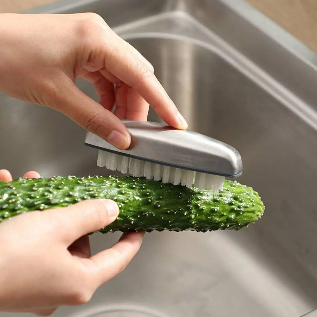 Stainless Steel Fingernail Cleaning Brush – Portable Manicure Tool