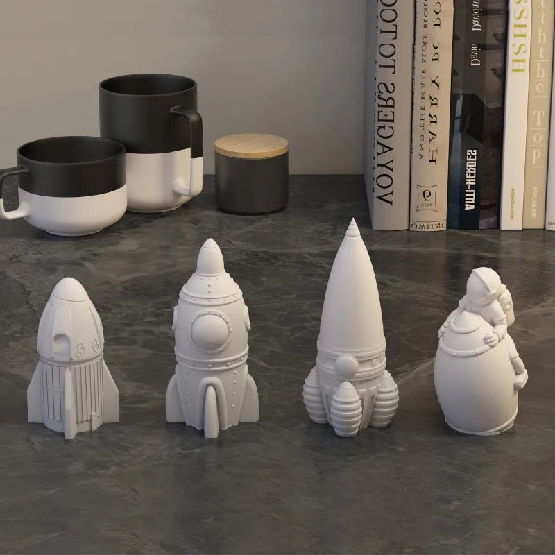 3D Astronaut Silicone Mold – Candle, Resin & Plaster Casting
