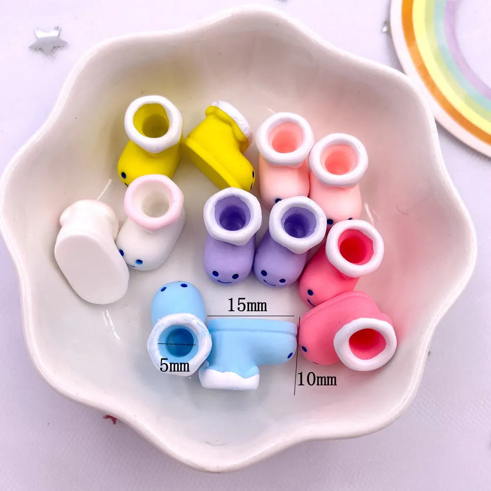 3D Mini Baby Shoes Resin Flatback Figurines – 10pcs Kawaii Craft