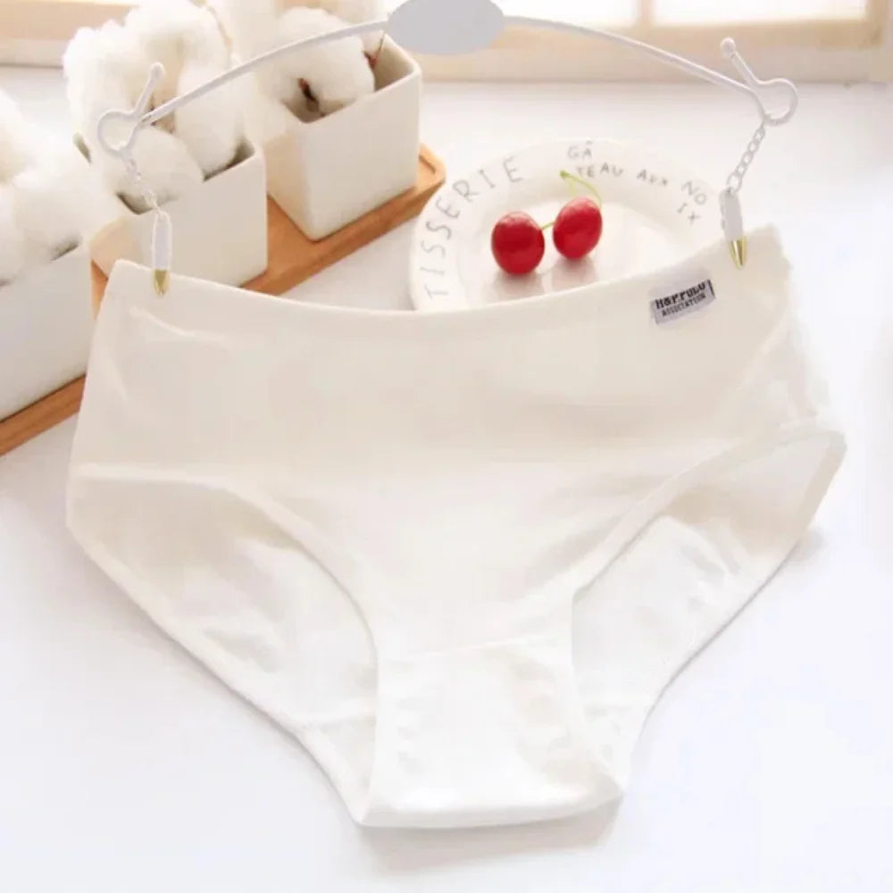 7-Pack Women's Cotton Briefs – Plus Size Breathable Underwear