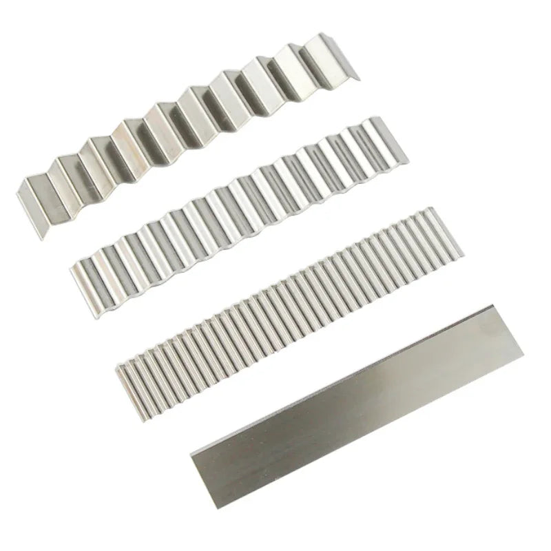 4-Piece Flexible Wave Blade Clay & Pottery Cutter Set