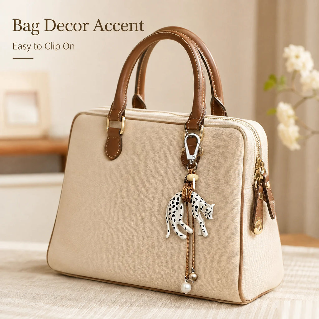 Leopard Bag Charm Keychain – Braided Pendant & Pearl Tassel