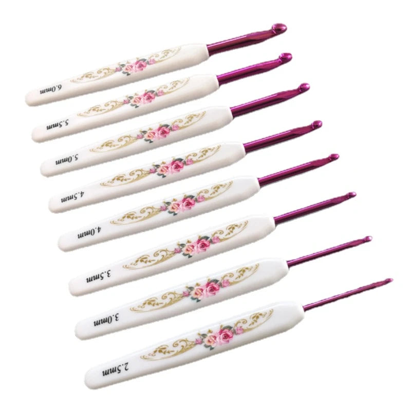 8-Piece Vintage Print Aluminum Crochet Hook Set – 2.5–6mm