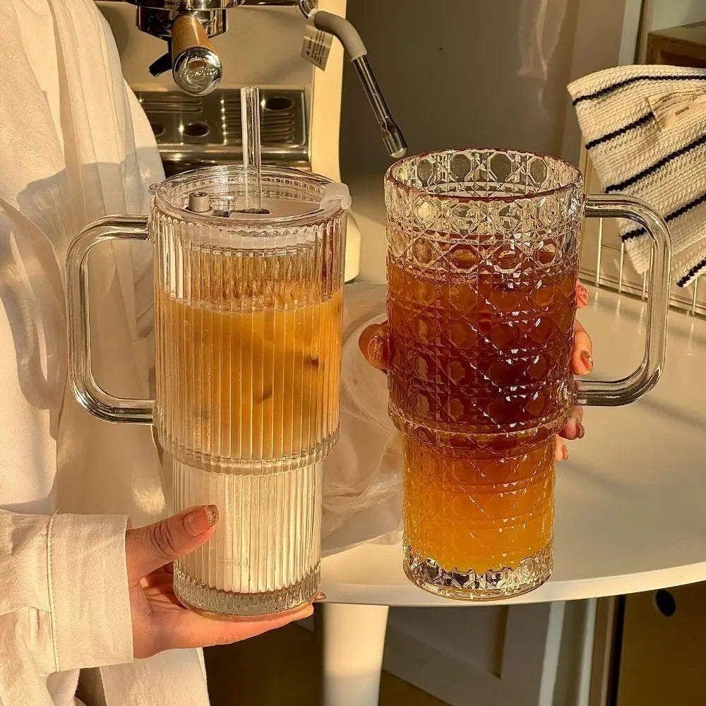 600ml Glass Tumbler Cup with Handle, Straw & Sealed Lid
