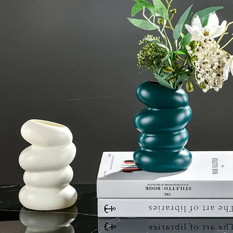 Nordic Spiral Vase – Modern PP Flower & Plant Container