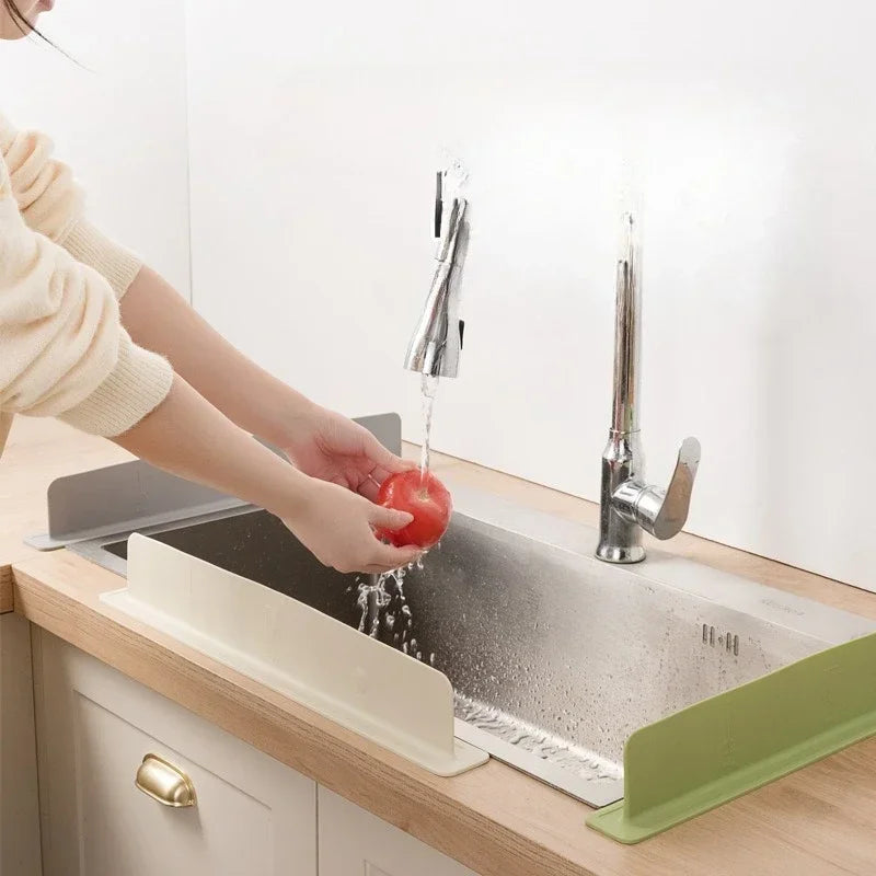 Silicone Sink Splash Guard 50cm – Suction Cup Water Barrier