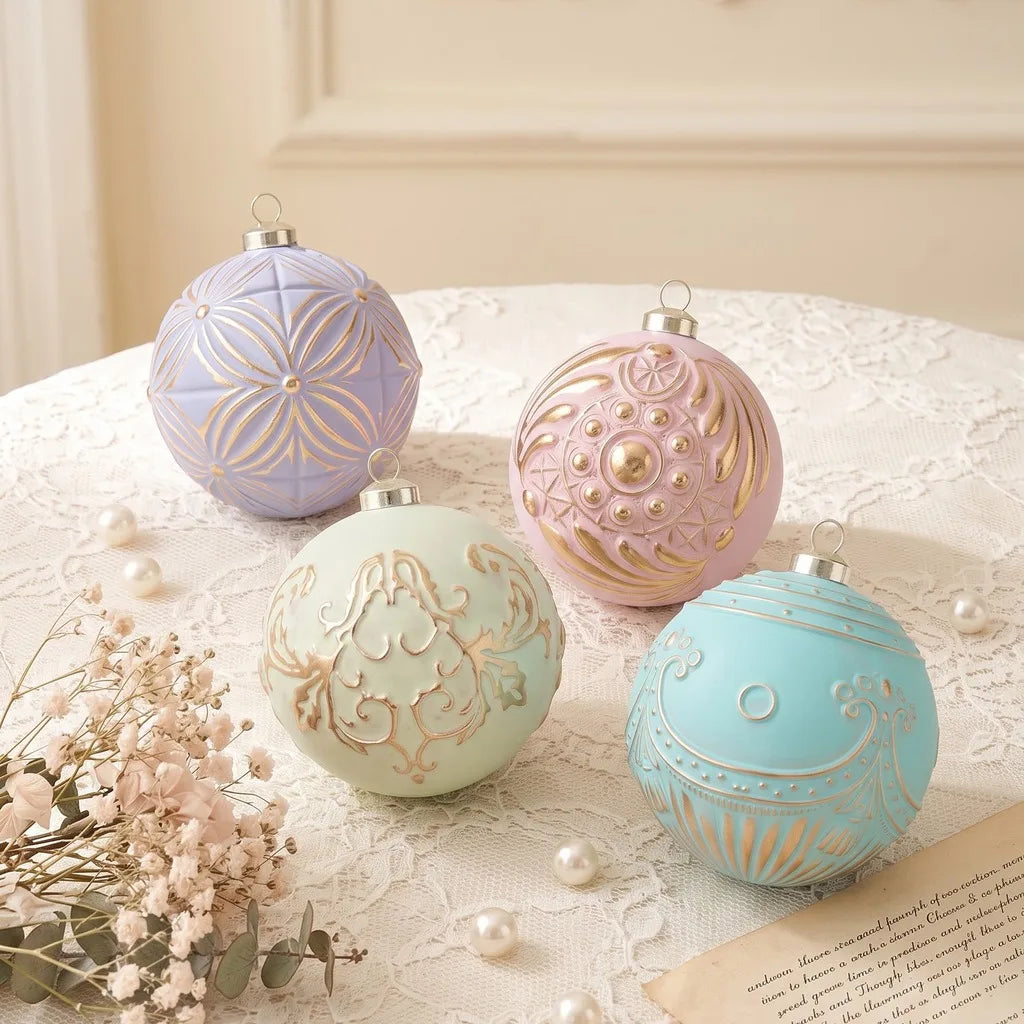 12-Piece Luxury Christmas Ball Ornaments – Pastel Gold Foil Set