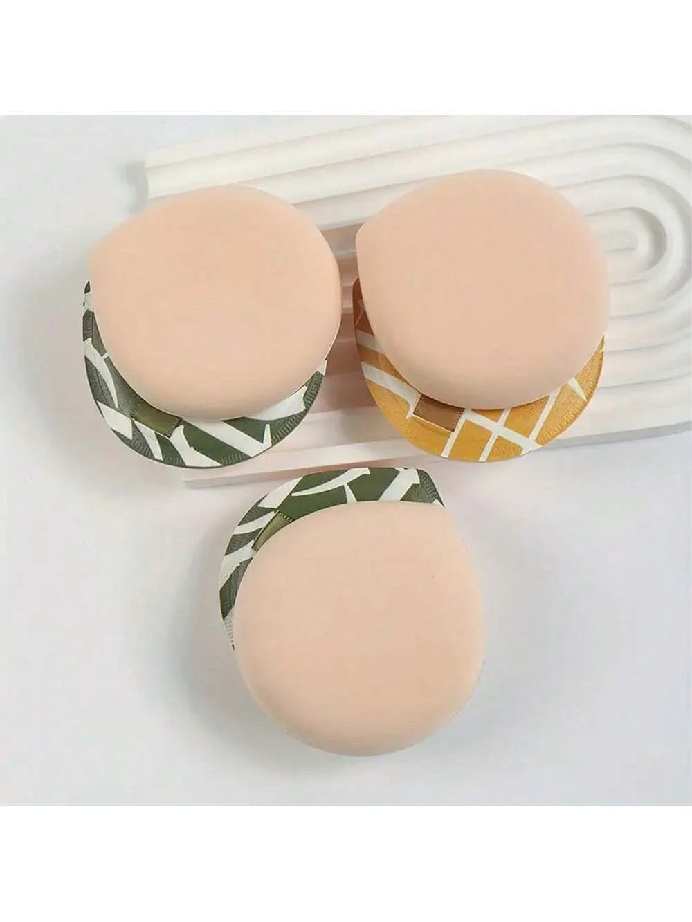 Super Thick Velvet Powder Puff – Wet & Dry Foundation Sponge