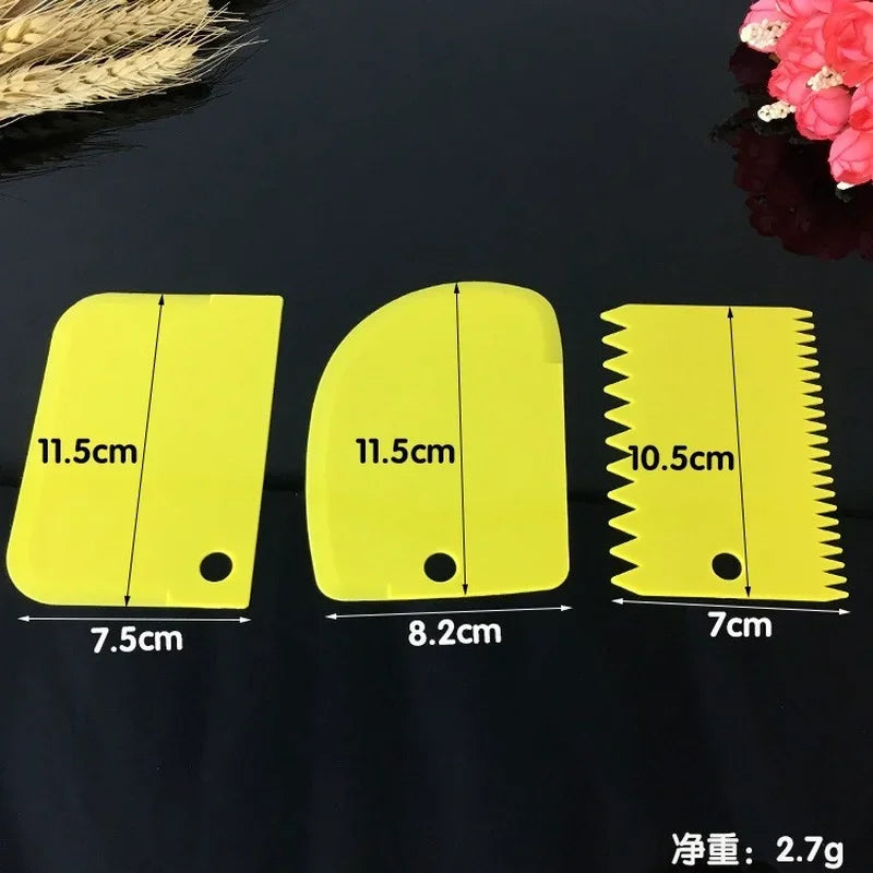 3-Piece Plastic Cake Scraper Set – Baking & Pastry Tools