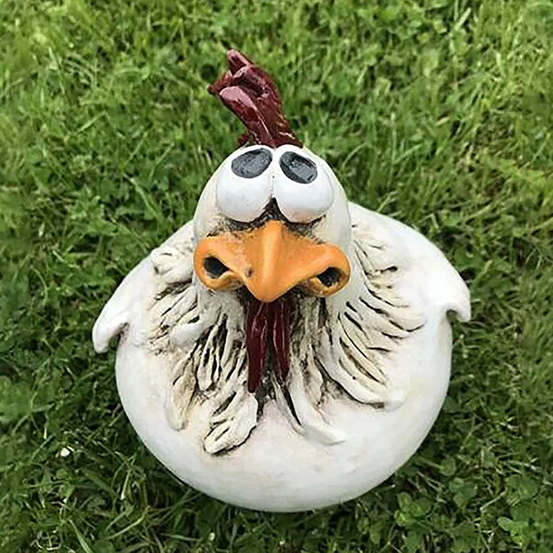 Big-Eyed Chicken Garden Ornament – Fence & Courtyard Decor