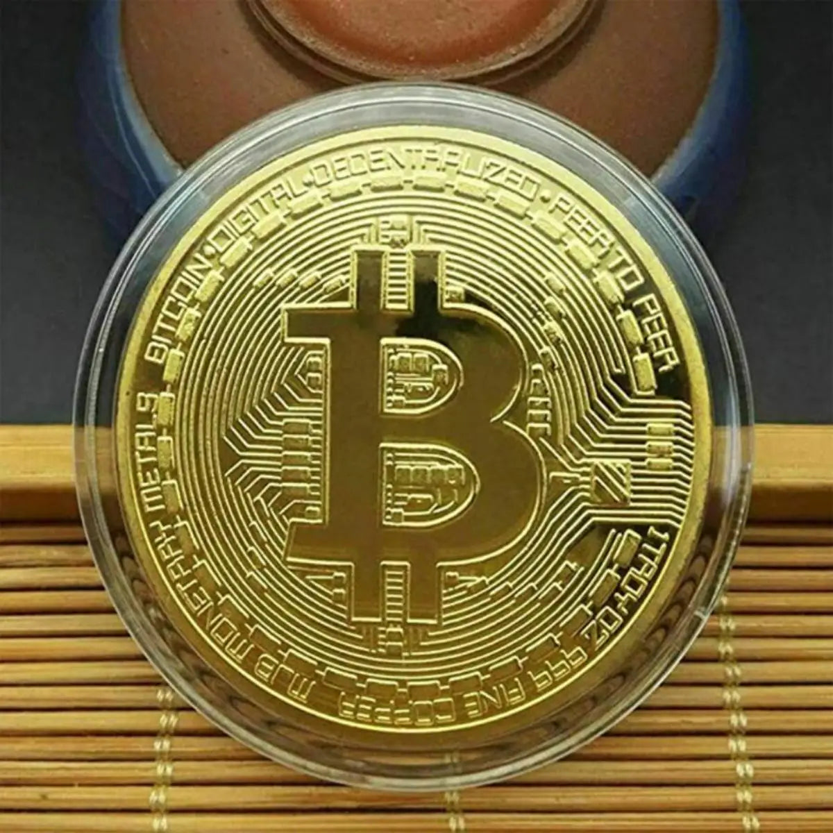 Gold Plated Bitcoin Commemorative Coin – Cassius Antique Replica