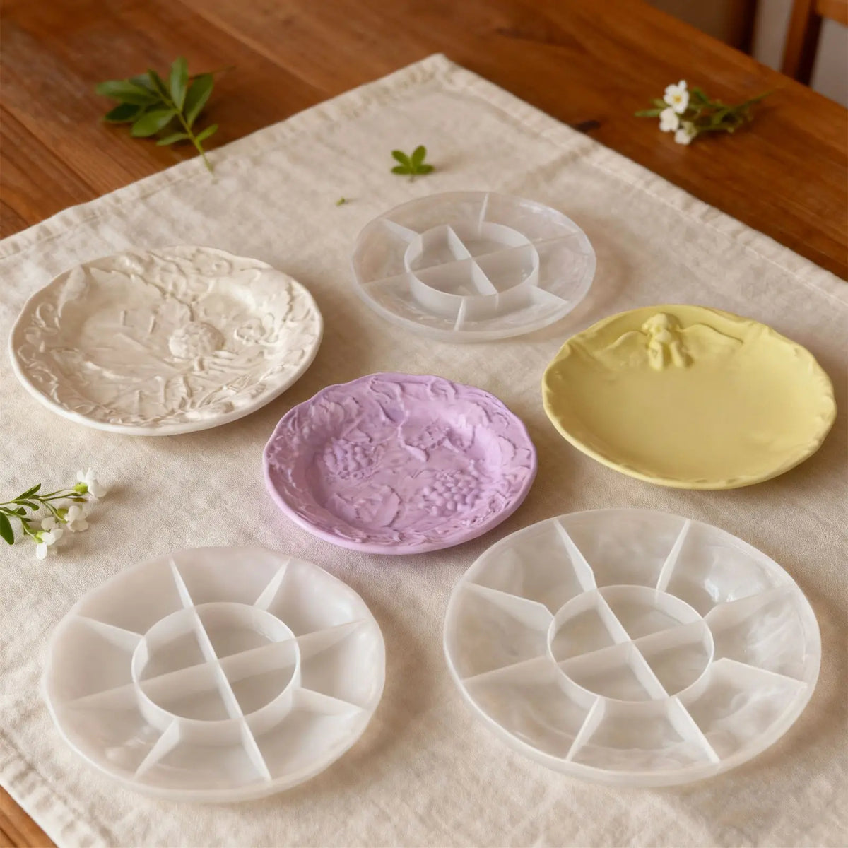 Round Strawberry Angel Pattern Tray Silicone Mold – DIY Craft