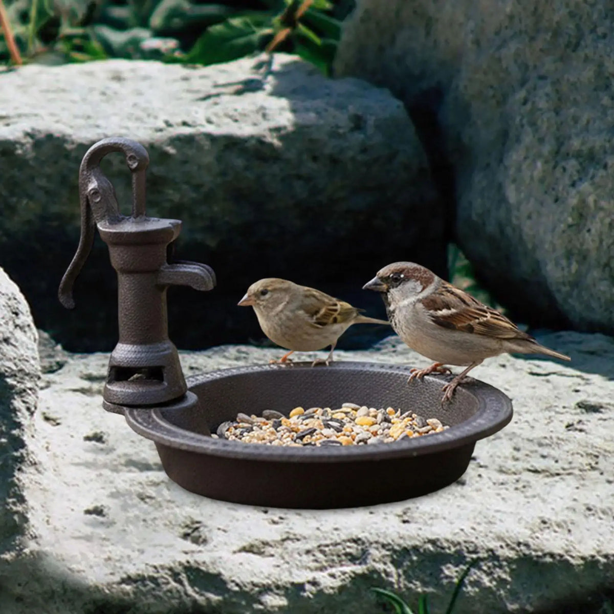 Retro Metal Bird Feeder Dish | Weatherproof Iron Garden Ornament