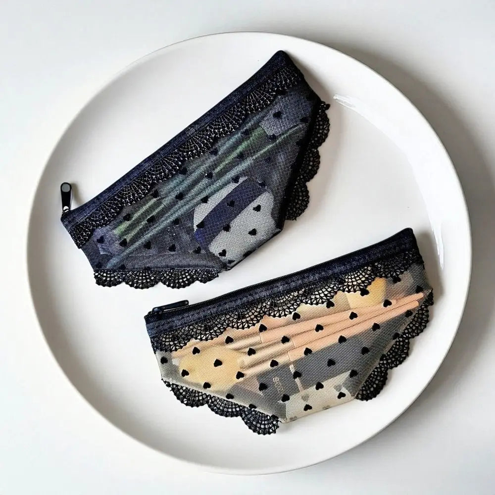 Y2K Briefs Shape Cosmetic Bag – Lace Mesh Makeup Travel Pouch